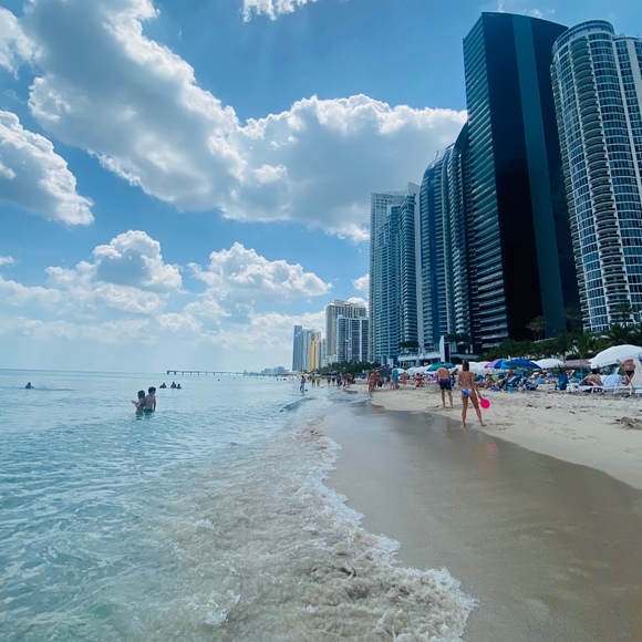 Meet your Posher, L - Picture 1 of 1